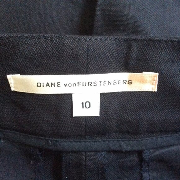 Early 2000's Diane Von Fustenberg linen coton navy bermuda short size 10 or 8 - Picture 3 of 3